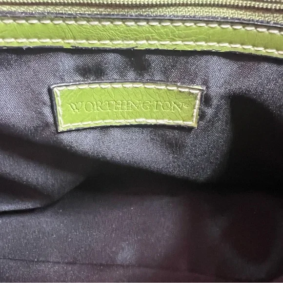 (SOLD) Vintage Green Leather Handbag - Picture 3 of 3